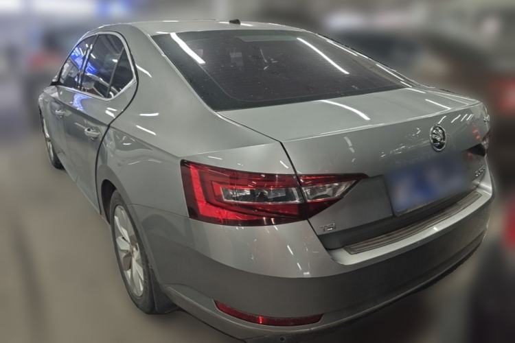 Used Skoda Superb 2016 TSI280 DSG Innovation Edition Rear Left 45 Deg