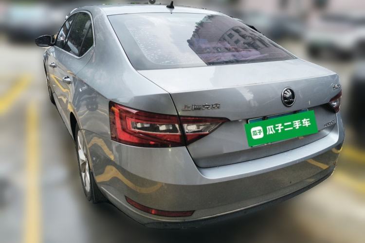 Used Skoda Superb 2016 TSI280 DSG Innovation Edition Rear Left 45 Deg