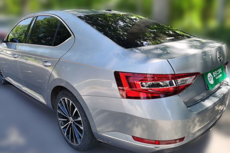 Used Skoda Superb 2016 TSI330 DSG Smart Drive Edition Rear Left 45 Deg