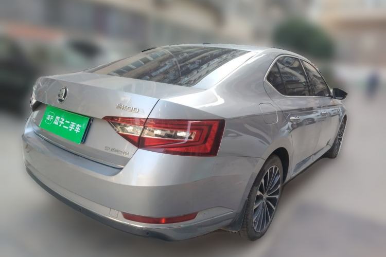 Used Skoda Superb 2016 TSI330 DSG Smart Drive Edition Rear Right 45 Deg