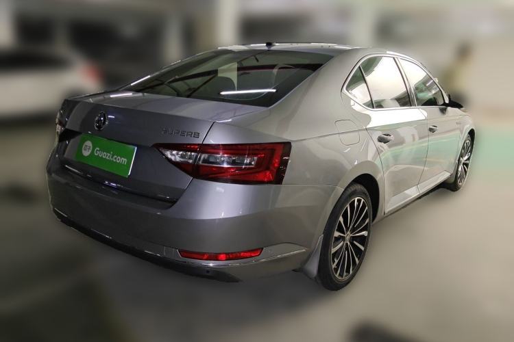 Used Skoda Superb 2016 TSI280 DSG Champion Edition Rear Right 45 Deg