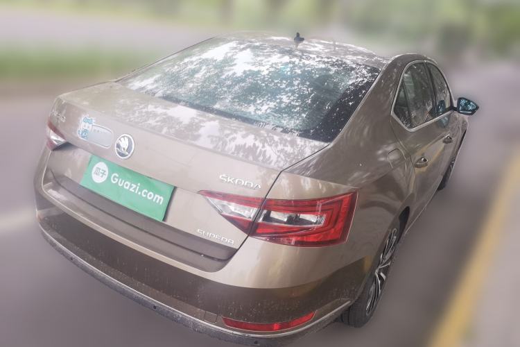 Used Skoda Superb 2016 TSI330 DSG Innovation Edition Rear Right 45 Deg