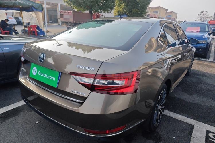 Used Skoda Superb 2016 TSI330 DSG Smart Drive Edition Rear Right 45 Deg