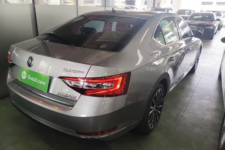 Used Skoda Superb 2016 TSI330 DSG Smart Drive Edition Rear Right 45 Deg