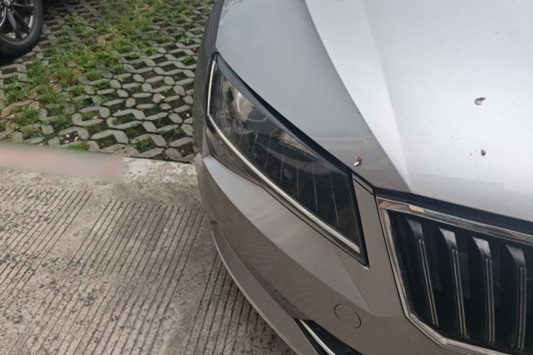 Used Skoda Superb 2016 TSI280 DSG Innovation Edition Right Front Headlight