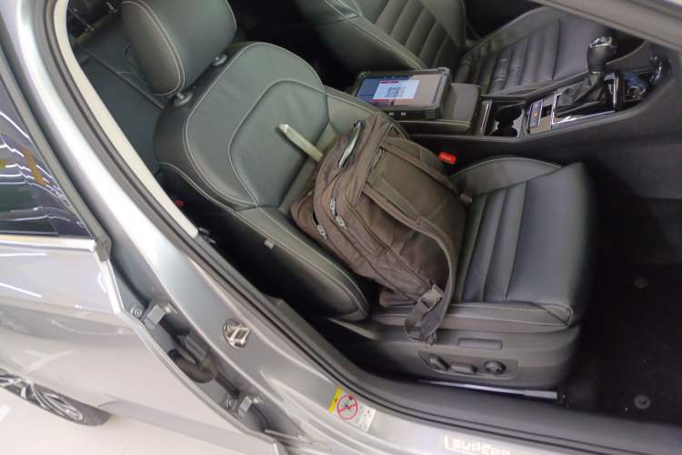 Used Skoda Superb 2016 TSI330 DSG Smart Drive Edition Right Front Seat