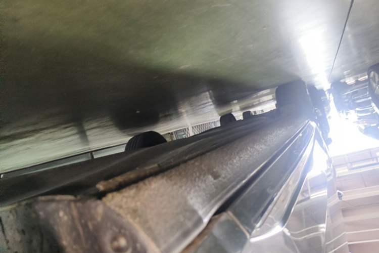 Used Skoda Superb 2016 TSI330 DSG Smart Drive Edition Right Side Sill