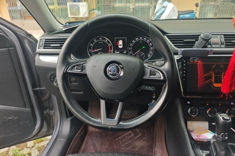 Used Skoda Superb 2016 TSI280 DSG Innovation Edition Steering Wheel