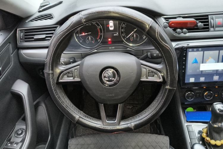 Used Skoda Superb 2016 TSI280 DSG Innovation Edition Steering Wheel