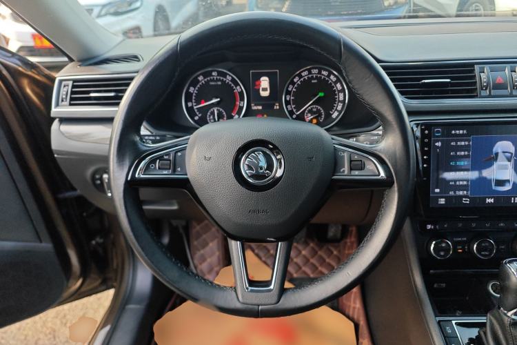 Used Skoda Superb 2016 TSI330 DSG Smart Drive Edition Steering Wheel
