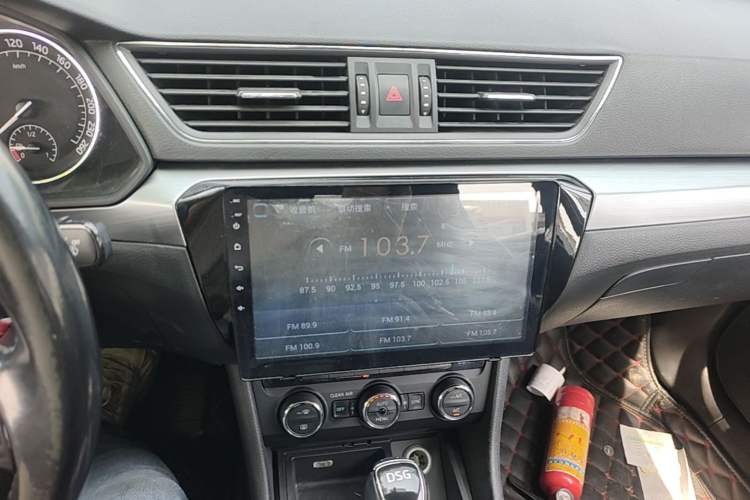 Used Skoda Superb 2016 TSI280 DSG Innovation Edition Audio And AC Panel