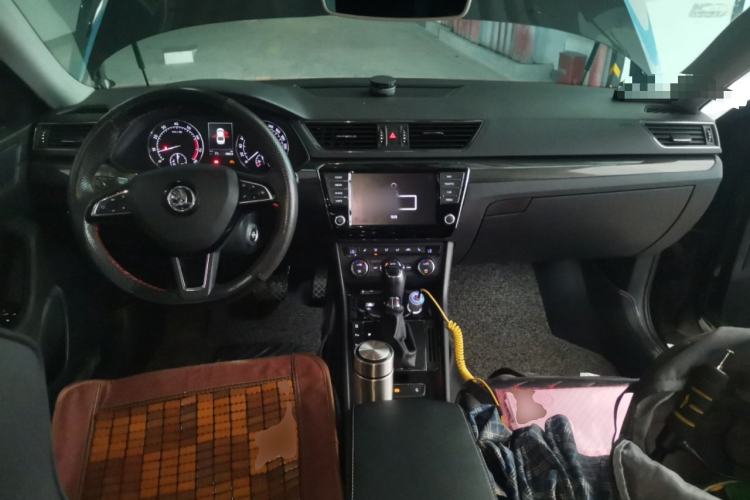 Used Skoda Superb 2016 TSI280 DSG Champion Edition Center Console