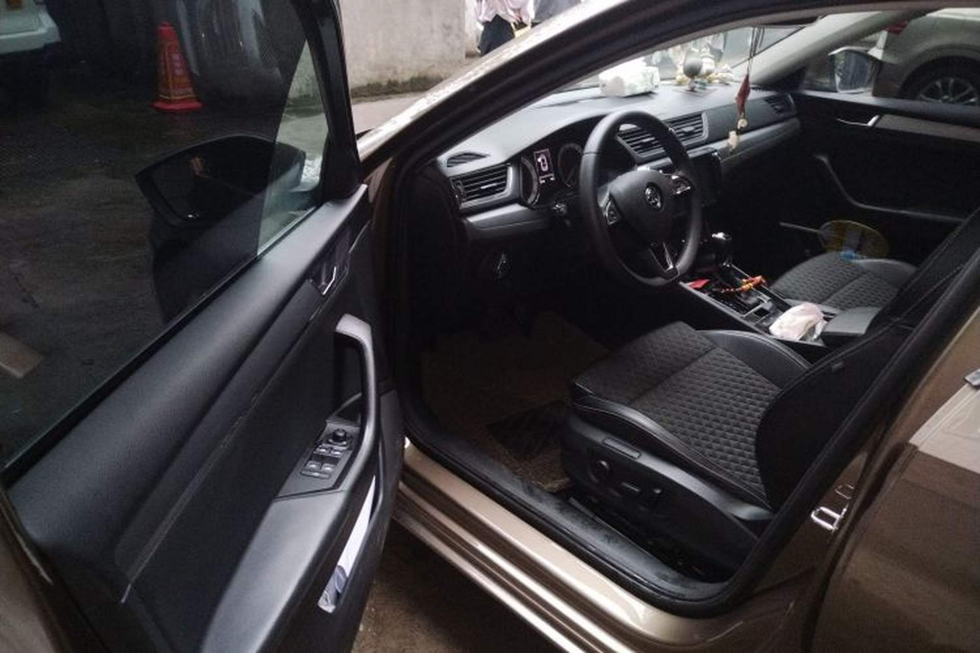 Used Skoda Superb 2016 TSI280 DSG Innovation Edition Driver Seat