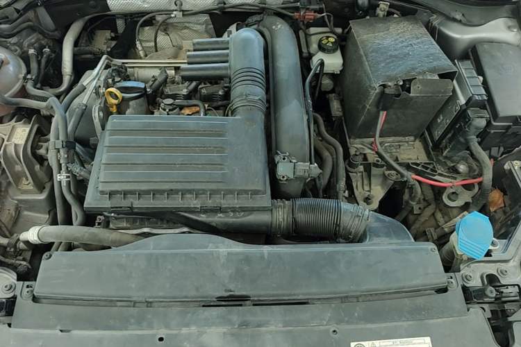 Used Skoda Superb 2016 TSI280 DSG Innovation Edition Engine Bay