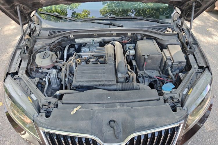 Used Skoda Superb 2016 TSI280 DSG Innovation Edition Engine Bay