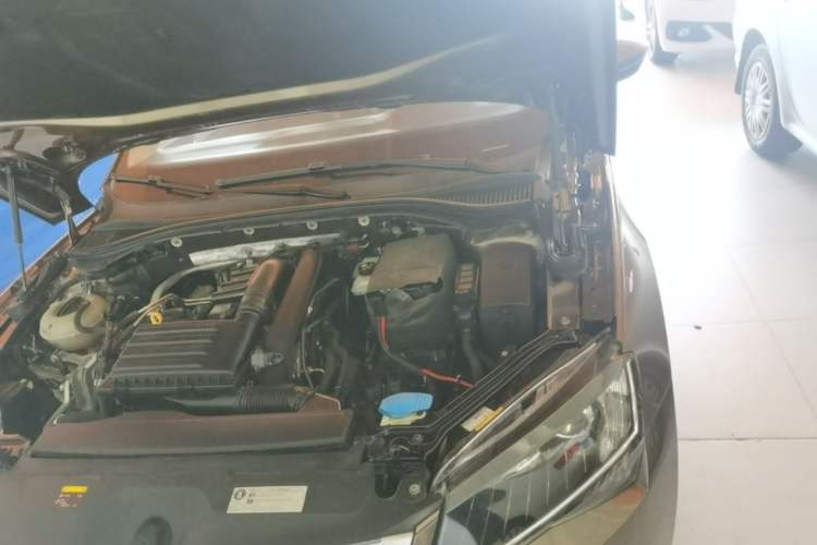 Used Skoda Superb 2016 TSI280 DSG Innovation Edition Engine Bay Left