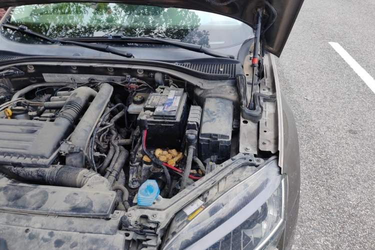 Used Skoda Superb 2016 TSI280 DSG Innovation Edition Engine Bay Left