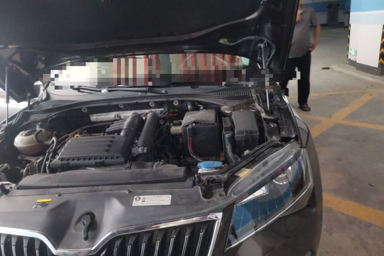Used Skoda Superb 2016 TSI280 DSG Champion Edition Engine Bay Left