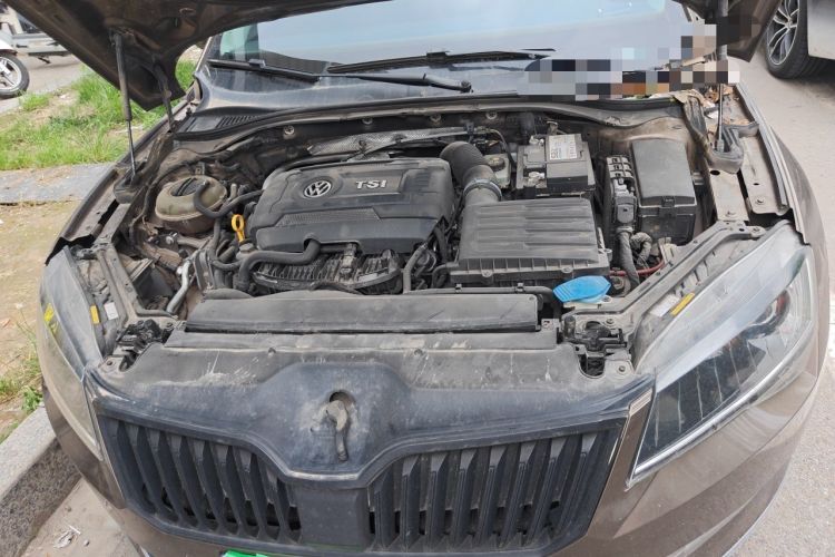 Used Skoda Superb 2016 TSI330 DSG Innovation Edition Engine Bay
