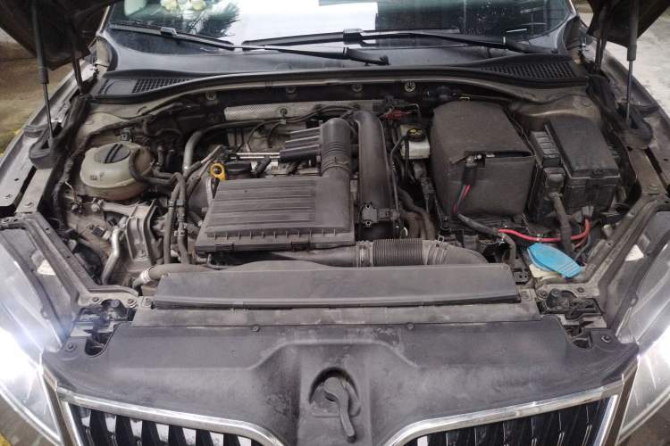 Used Skoda Superb 2016 TSI280 DSG Innovation Edition Engine Bay