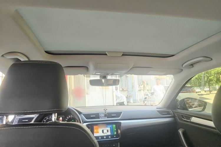 Used Skoda Superb 2016 TSI280 DSG Innovation Edition Headliner