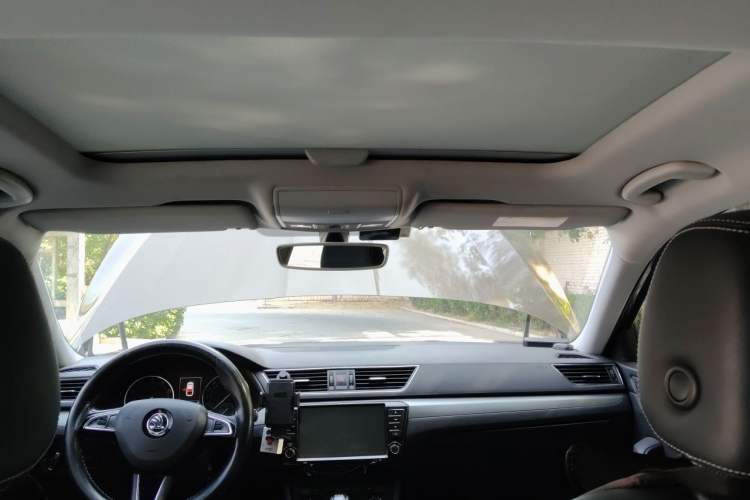 Used Skoda Superb 2016 TSI280 DSG Innovation Edition Headliner