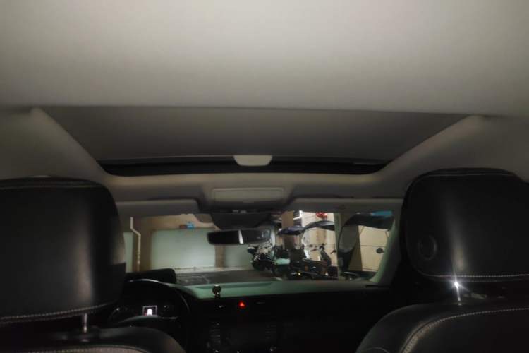 Used Skoda Superb 2016 TSI330 DSG Smart Drive Edition Headliner