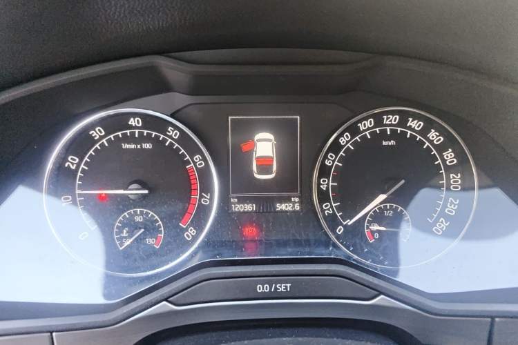 Used Skoda Superb 2016 TSI280 DSG Innovation Edition Instrument Cluster