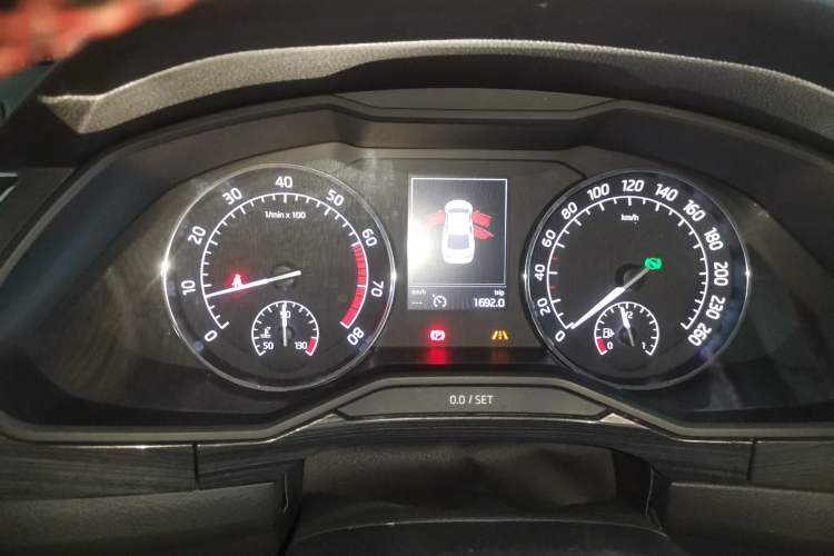 Used Skoda Superb 2016 TSI280 DSG Champion Edition Instrument Cluster