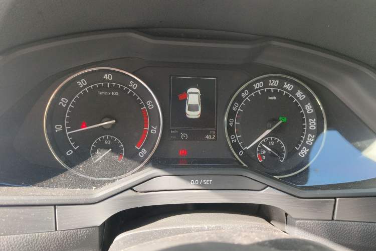 Used Skoda Superb 2016 TSI280 DSG Innovation Edition Instrument Cluster