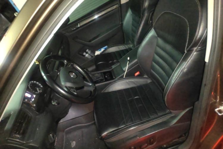 Used Skoda Superb 2016 TSI330 DSG Smart Drive Edition Left Front Seat