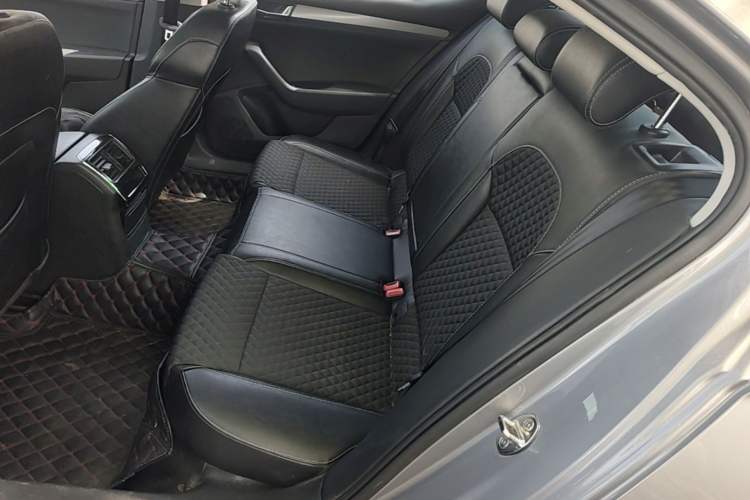 Used Skoda Superb 2016 TSI280 DSG Innovation Edition Left Rear Seat