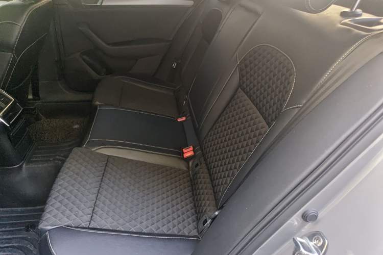 Used Skoda Superb 2016 TSI280 DSG Innovation Edition Left Rear Seat