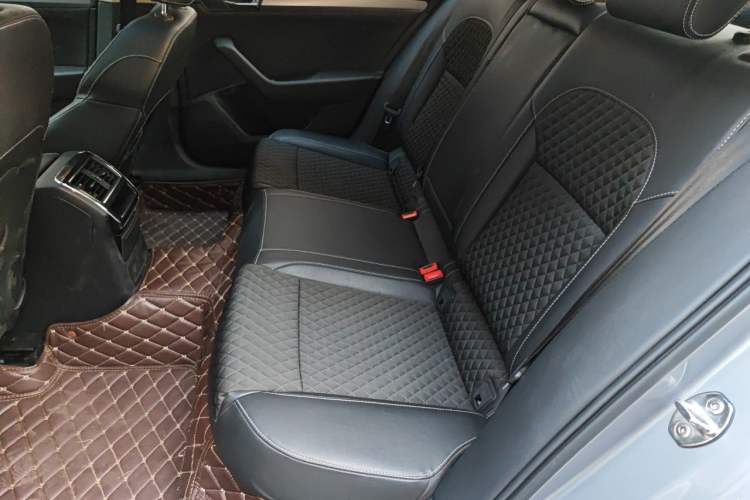 Used Skoda Superb 2016 TSI280 DSG Innovation Edition Left Rear Seat