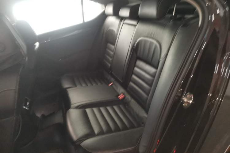 Used Skoda Superb 2016 TSI280 DSG Champion Edition Left Rear Seat