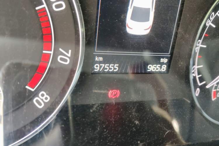 Used Skoda Superb 2016 TSI280 DSG Innovation Edition Odometer Close Up