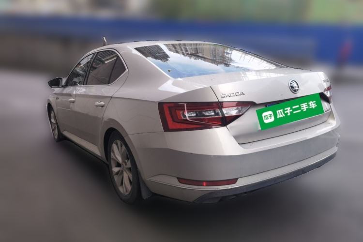 Used Skoda Superb 2016 TSI280 DSG Innovation Edition Rear Left 45 Deg