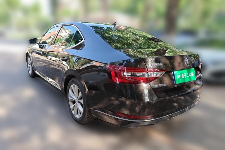 Used Skoda Superb 2016 TSI280 DSG Innovation Edition Rear Left 45 Deg
