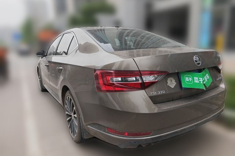 Used Skoda Superb 2016 TSI330 DSG Innovation Edition Rear Left 45 Deg