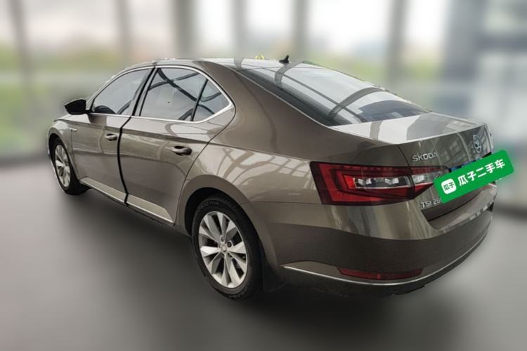 Used Skoda Superb 2016 TSI280 DSG Innovation Edition Rear Left 45 Deg