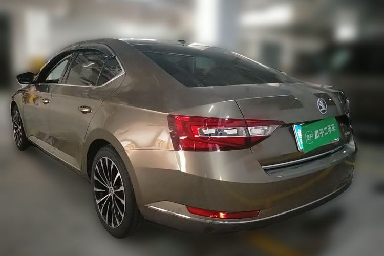 Used Skoda Superb 2016 TSI330 DSG Smart Drive Edition Rear Left 45 Deg