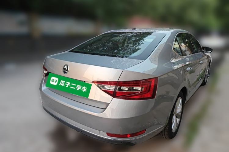 Used Skoda Superb 2016 TSI280 DSG Innovation Edition Rear Right 45 Deg