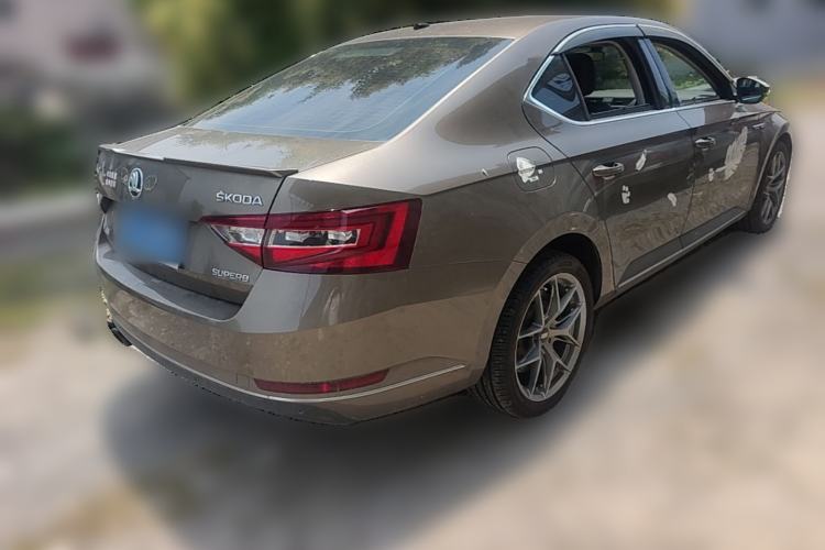 Used Skoda Superb 2016 TSI330 DSG Innovation Edition Rear Right 45 Deg