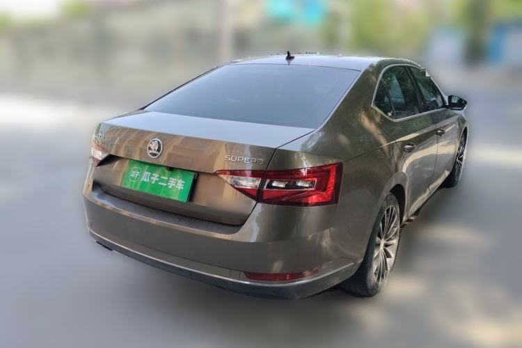Used Skoda Superb 2016 TSI280 DSG Innovation Edition Rear Right 45 Deg