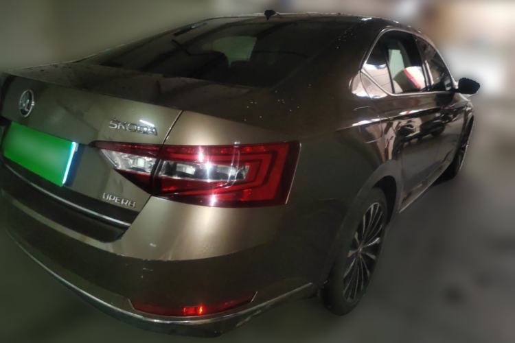Used Skoda Superb 2016 TSI330 DSG Smart Drive Edition Rear Right 45 Deg