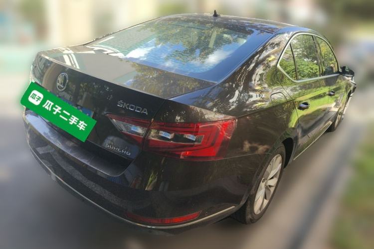 Used Skoda Superb 2016 TSI280 DSG Innovation Edition Rear Right 45 Deg