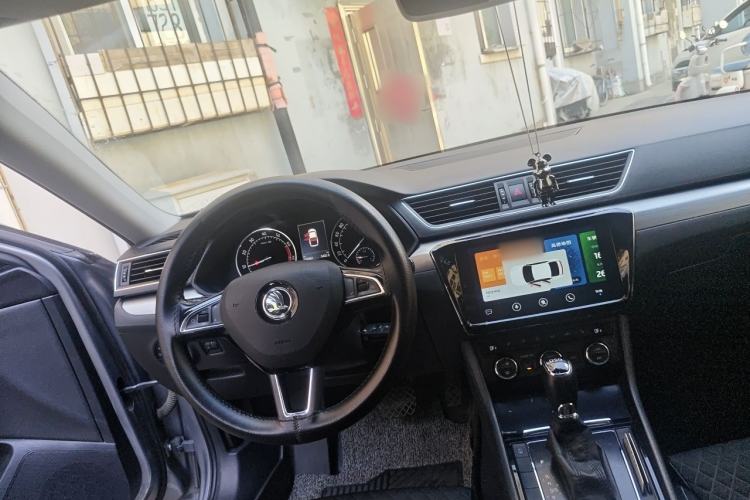 Used Skoda Superb 2016 TSI280 DSG Innovation Edition Steering Wheel