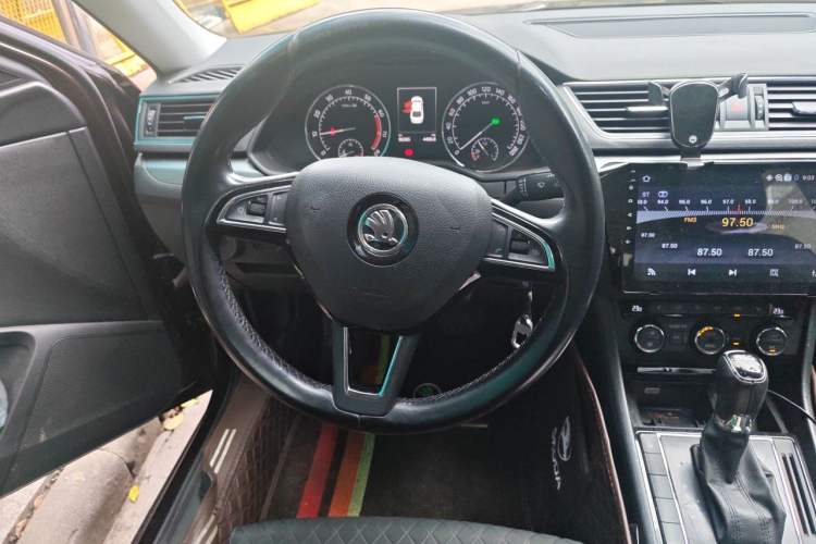 Used Skoda Superb 2016 TSI280 DSG Innovation Edition Steering Wheel