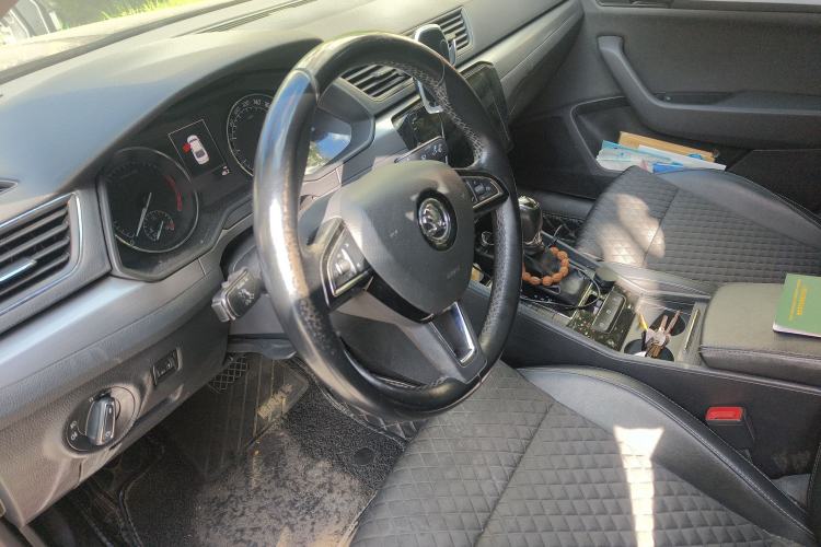 Used Skoda Superb 2016 TSI280 DSG Innovation Edition Steering Wheel