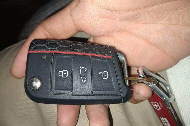 Used Skoda Superb 2016 TSI330 DSG Smart Drive Edition Vehicle Key
